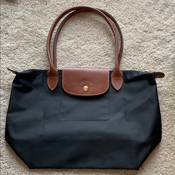 Longchamp Handbags - New Longchamp Le Pliage Handbag Black Medium Large
